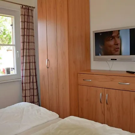 Alte Liebe Comfortable Semesterbostad Glowe